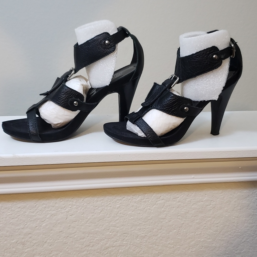 Nine West Black leather Heels